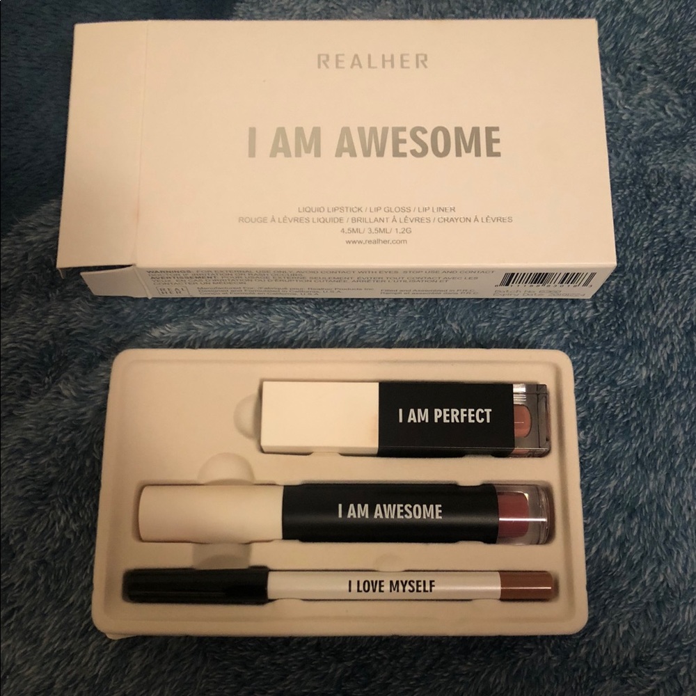 RealHer I am awesome lip kit. BNIB.